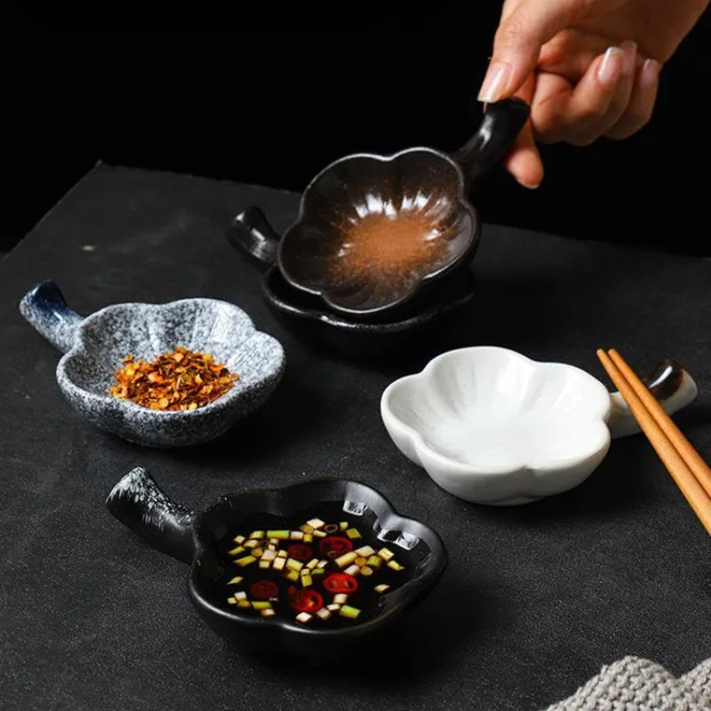 Creative Plum Blossom Shape Ceramic Seasoning Dish Japanese Style Clay Handle Condiment Tray Mustard Soy Sauce Plate Tableware