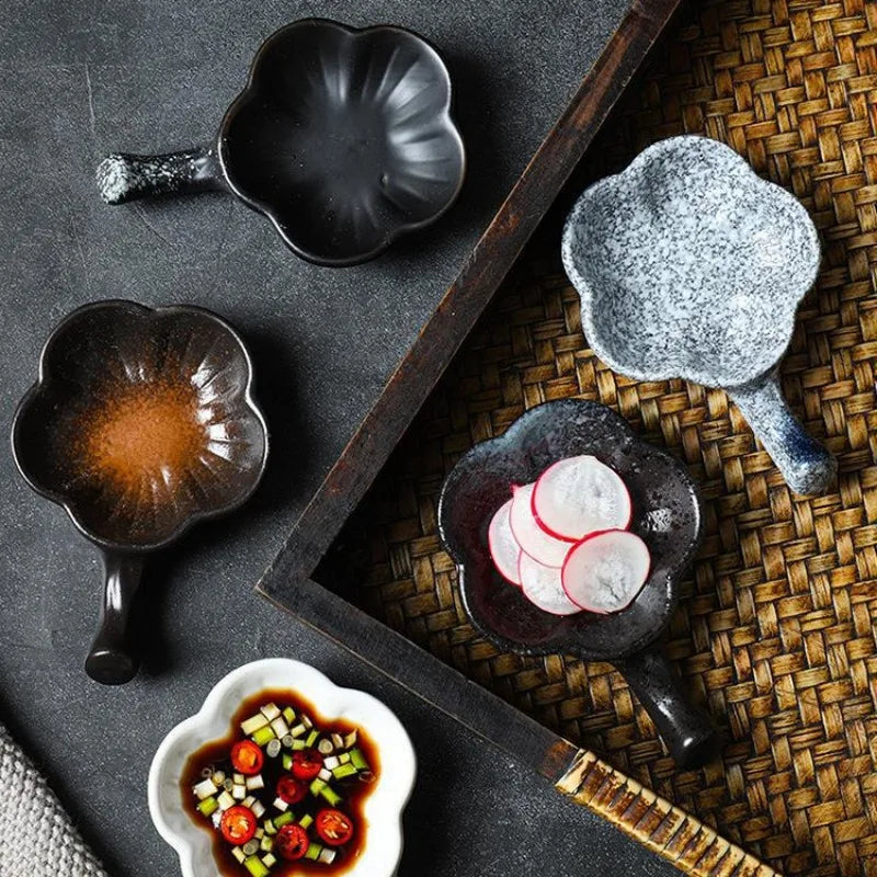 Creative Plum Blossom Shape Ceramic Seasoning Dish Japanese Style Clay Handle Condiment Tray Mustard Soy Sauce Plate Tableware