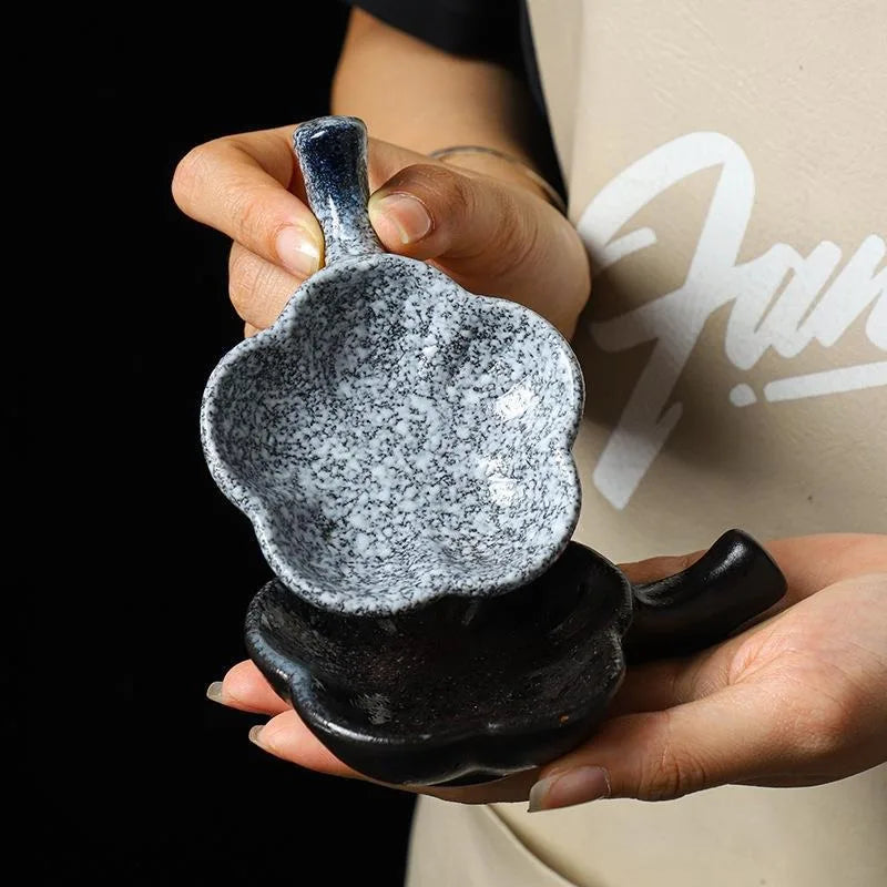 Creative Plum Blossom Shape Ceramic Seasoning Dish Japanese Style Clay Handle Condiment Tray Mustard Soy Sauce Plate Tableware